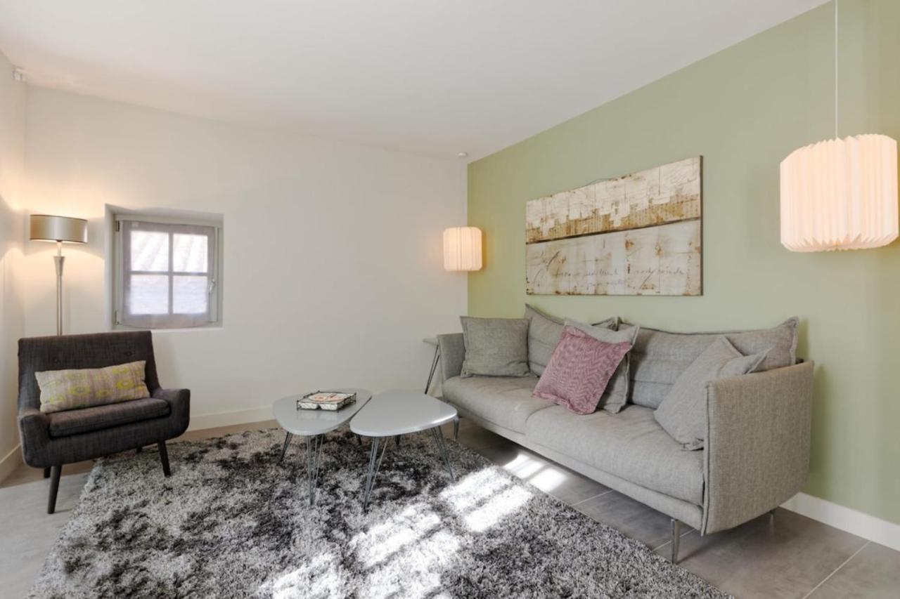 Private Furnished Apartment With All Comfort Has A Garden In A Green Space Meyreuil Exteriör bild