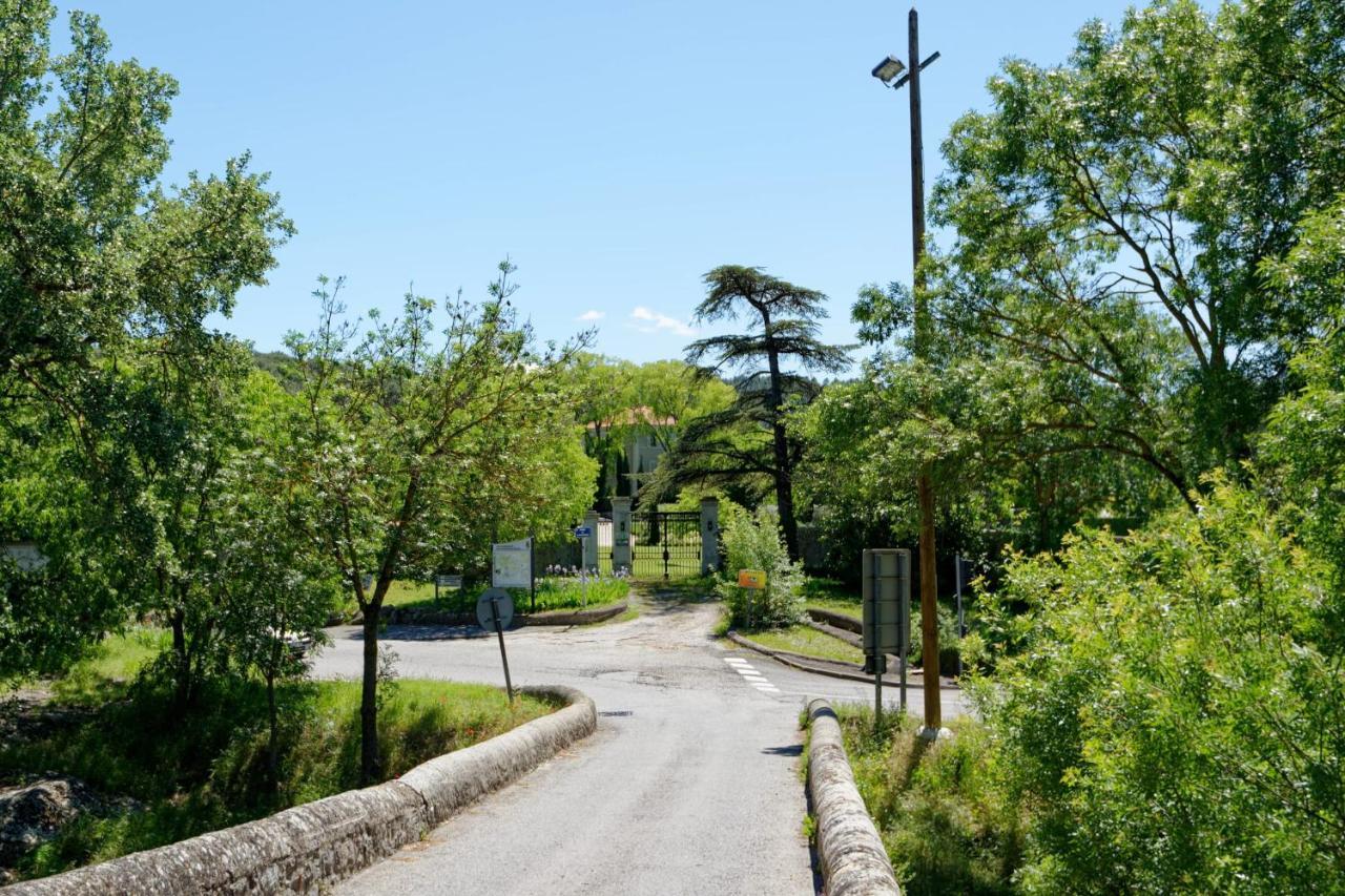 Private Furnished Apartment With All Comfort Has A Garden In A Green Space Meyreuil Exteriör bild